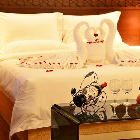Royal Holiday Hotel Yangon Dış mekan fotoğraf