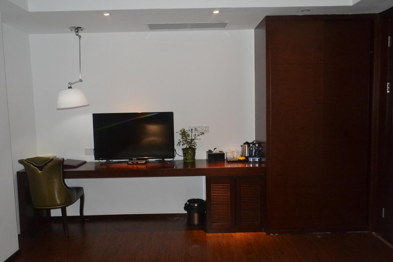 Royal Holiday Hotel Yangon Dış mekan fotoğraf