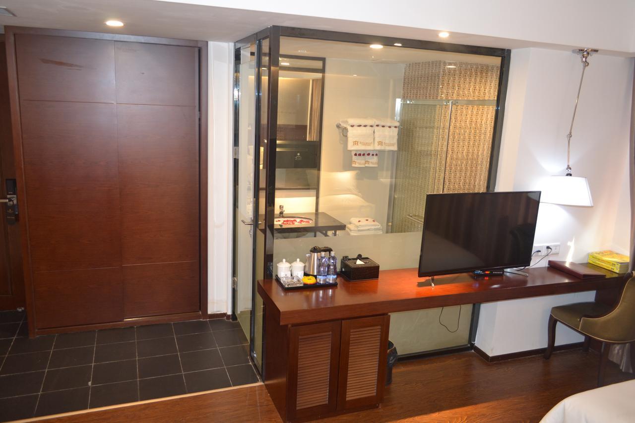 Royal Holiday Hotel Yangon Dış mekan fotoğraf