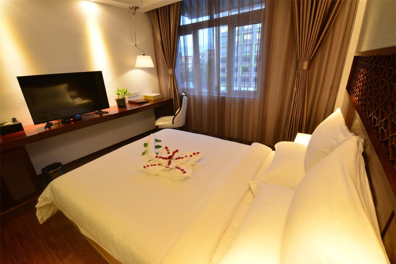 Royal Holiday Hotel Yangon Dış mekan fotoğraf