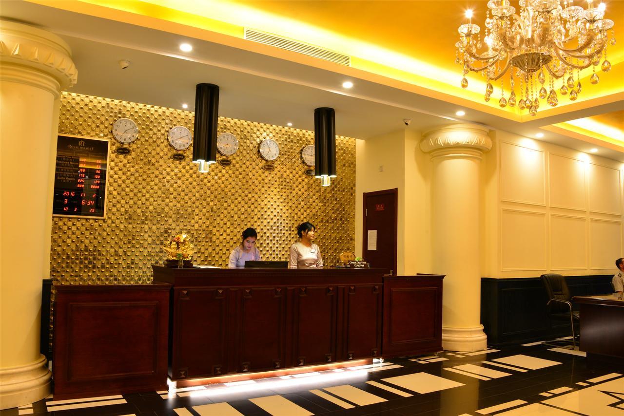 Royal Holiday Hotel Yangon Dış mekan fotoğraf